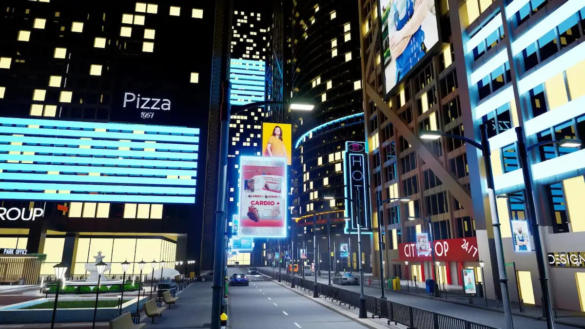 Cena urbana noturna com prédios iluminados e diversos painéis digitais exibindo anúncios, representando o uso de DOOH em grandes centros urbanos.